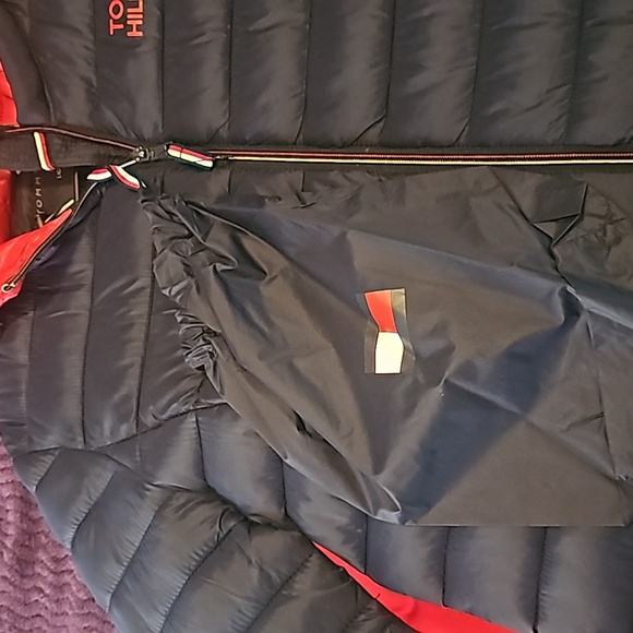 Winter coat Tommy Hilfiger - Picture 3 of 4